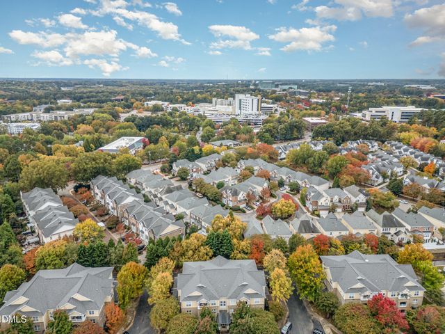 3121 Hemlock Forest Circle 203, Raleigh, NC 27612