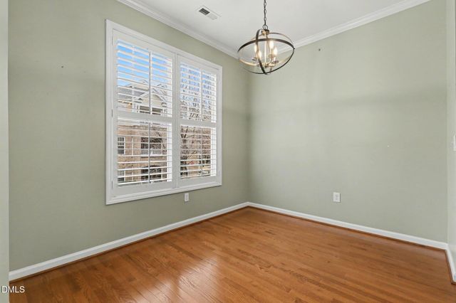 3121 Hemlock Forest Circle 203, Raleigh, NC 27612
