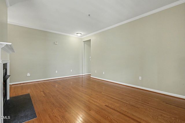 3121 Hemlock Forest Circle 203, Raleigh, NC 27612