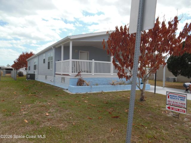 839 Wren Circle, Barefoot Bay, FL 32976