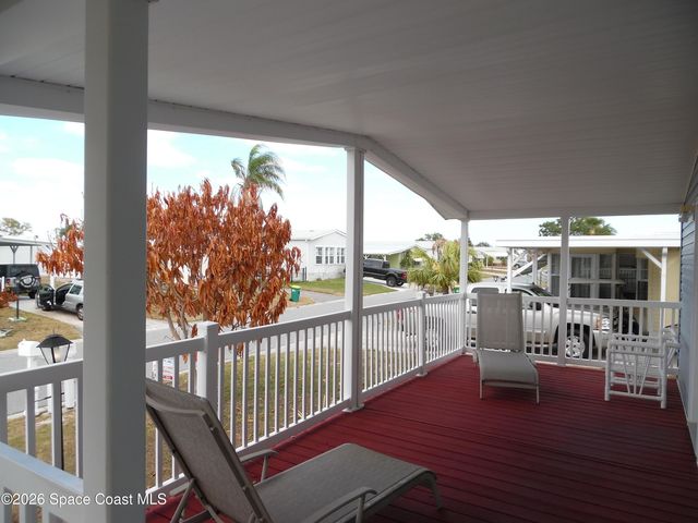 839 Wren Circle, Barefoot Bay, FL 32976