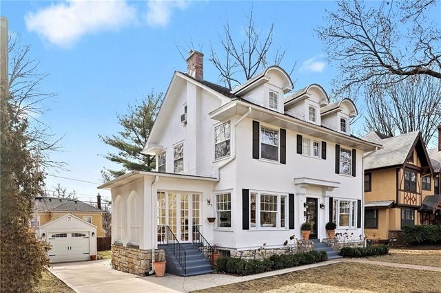 437 W 59th Terrace, Kansas City, MO 64113