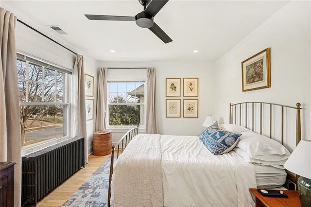 437 W 59th Terrace, Kansas City, MO 64113