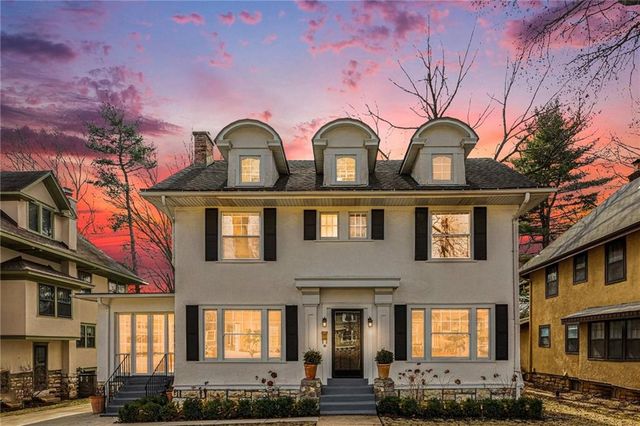 437 W 59th Terrace, Kansas City, MO 64113