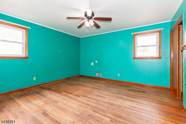 4 N 16Th Ave, Manville Boro, NJ 08835