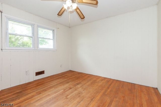 4 N 16Th Ave, Manville Boro, NJ 08835