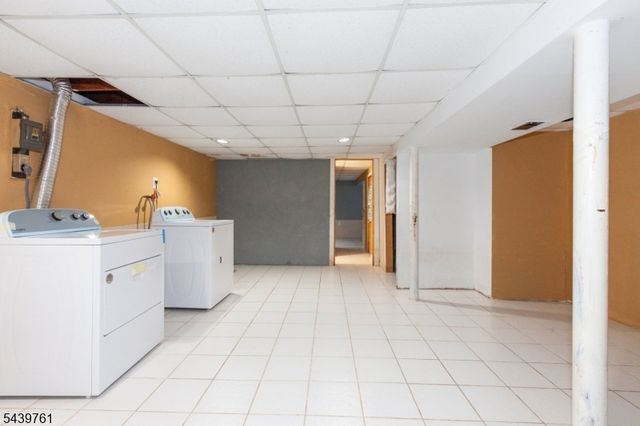 4 N 16Th Ave, Manville Boro, NJ 08835
