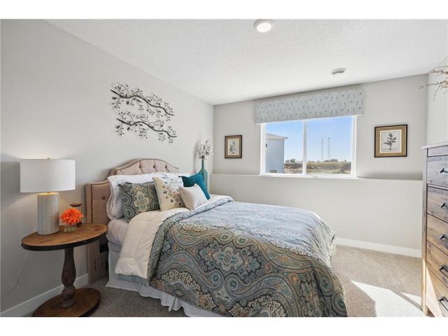 8801 Jules Avenue S, Cottage Grove, MN 55016