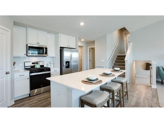 8801 Jules Avenue S, Cottage Grove, MN 55016