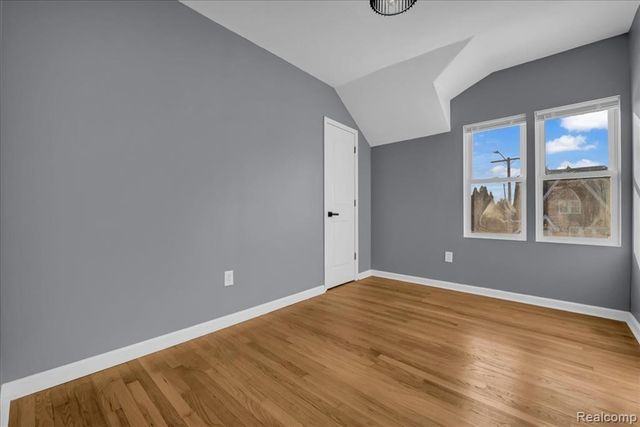 15776 Mclain Avenue, Allen Park, MI 48101