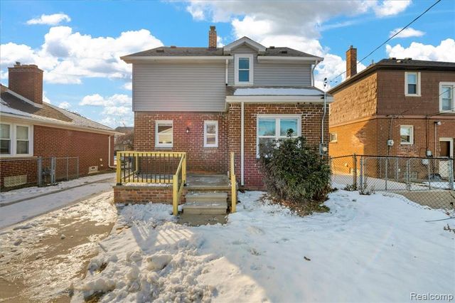 15776 Mclain Avenue, Allen Park, MI 48101