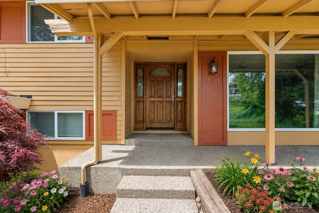 15618 SE Fairwood Boulevard, Renton, WA 98058