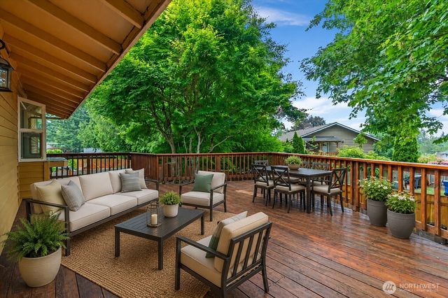 15618 SE Fairwood Boulevard, Renton, WA 98058