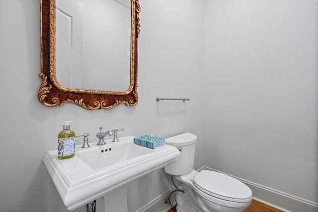 1968 MCCLELLAN LN, Germantown, TN 38138