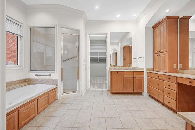 1968 MCCLELLAN LN, Germantown, TN 38138