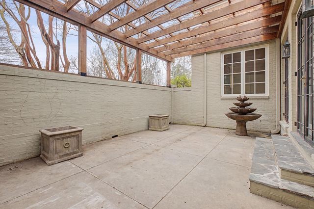 1968 MCCLELLAN LN, Germantown, TN 38138