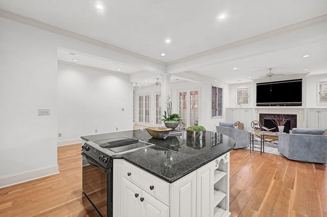 1968 MCCLELLAN LN, Germantown, TN 38138