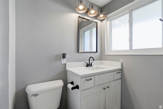 328 E ISGREEN CIR, Tooele, UT 84074