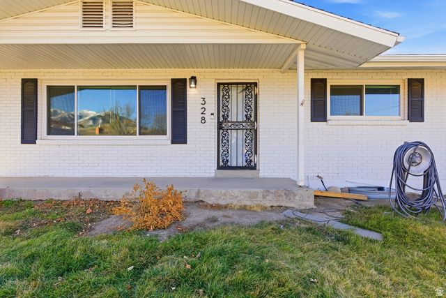 328 E ISGREEN CIR, Tooele, UT 84074