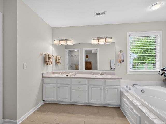 3234 Covington Reserve Parkway, Fort Wayne, IN 46804