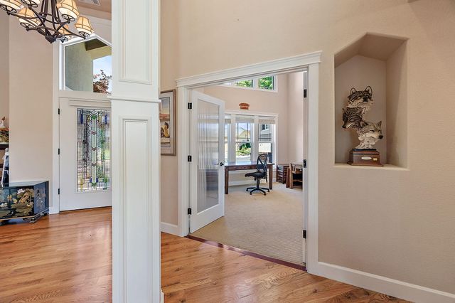 40 Pebble Creek Drive, Eagle Point, OR 97524