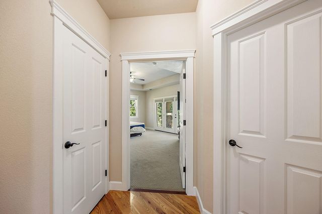 40 Pebble Creek Drive, Eagle Point, OR 97524
