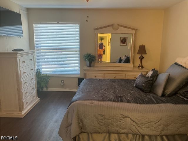 5805 Trailwinds DR 314, Fort Myers, FL 33907