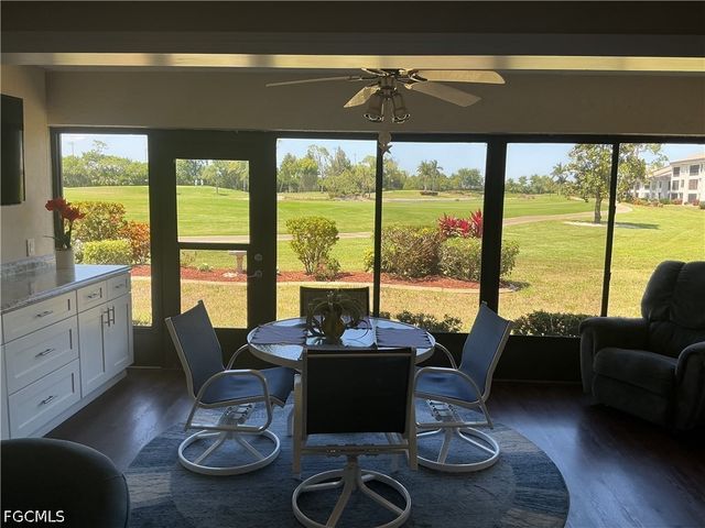 5805 Trailwinds DR 314, Fort Myers, FL 33907