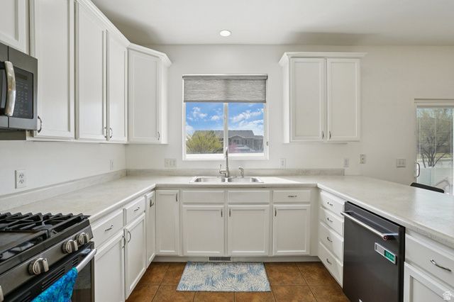 7141 W 8170 S, West Jordan, UT 84081