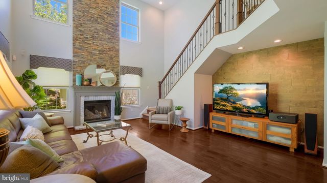135 EQUESTRIAN DR, New Hope, PA 18938