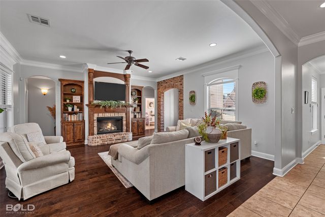 918 Royal Circle, Bossier City, LA 71111