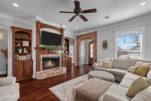 918 Royal Circle, Bossier City, LA 71111