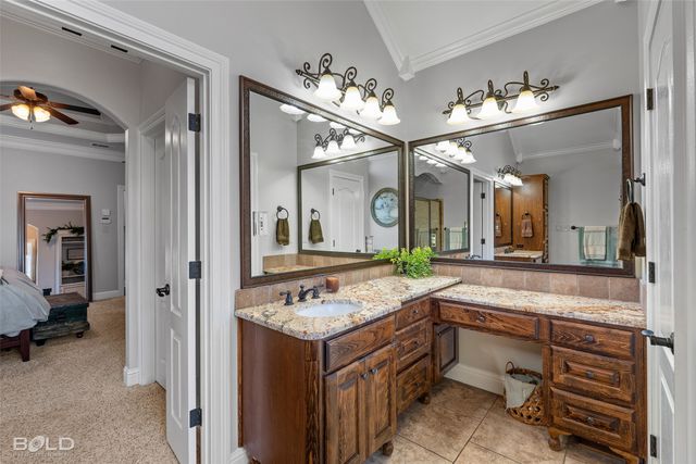 918 Royal Circle, Bossier City, LA 71111