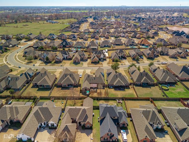 918 Royal Circle, Bossier City, LA 71111