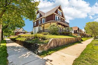 4905 Wells STREET #A, Milwaukee, WI 53208