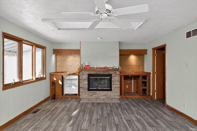 1350 Providence Court, Mishawaka, IN 46544