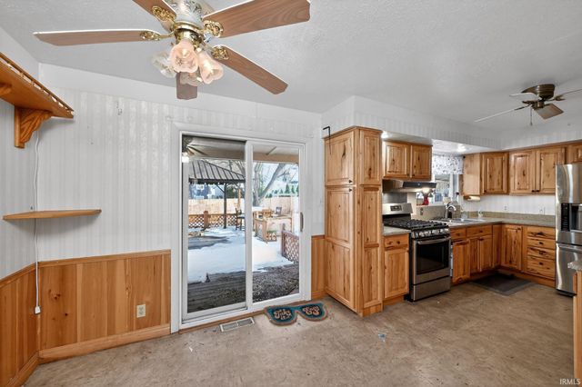 1350 Providence Court, Mishawaka, IN 46544