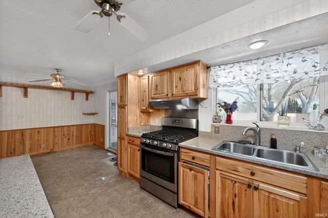 1350 Providence Court, Mishawaka, IN 46544