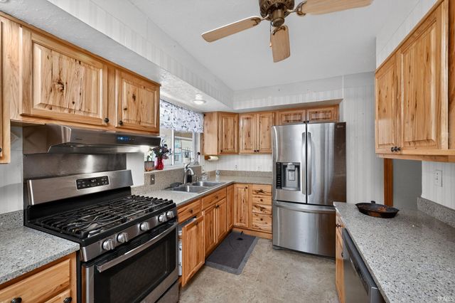 1350 Providence Court, Mishawaka, IN 46544