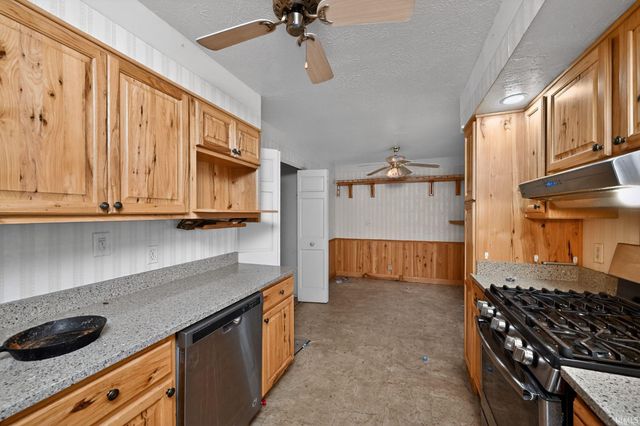 1350 Providence Court, Mishawaka, IN 46544