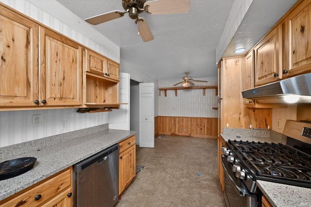 1350 Providence Court, Mishawaka, IN 46544