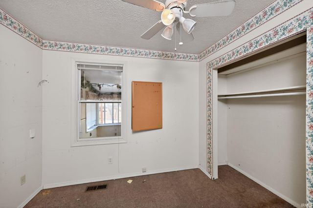 1350 Providence Court, Mishawaka, IN 46544