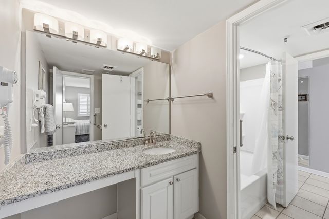 2500 N Ocean Blvd Unit 915, North Myrtle Beach, SC 29582