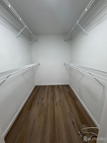 32 Columbus Drive, Franklin Twsp, NJ 08823