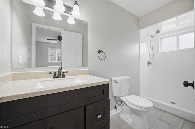 120 Gwynn CIR, Newport News, VA 23602