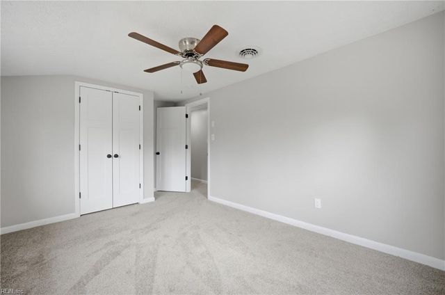 120 Gwynn CIR, Newport News, VA 23602