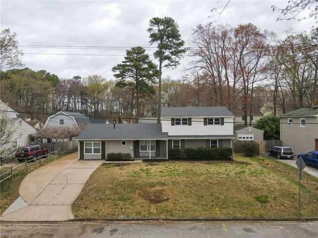 120 Gwynn CIR, Newport News, VA 23602