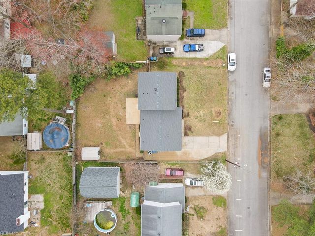 120 Gwynn CIR, Newport News, VA 23602