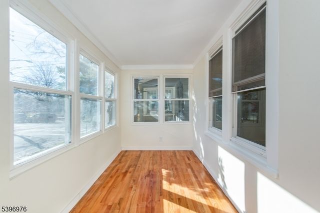 79 Essex Ave, Maplewood Twp., NJ 07040