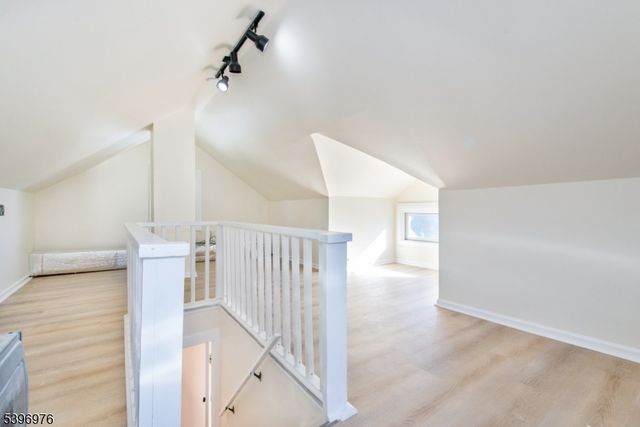 79 Essex Ave, Maplewood Twp., NJ 07040